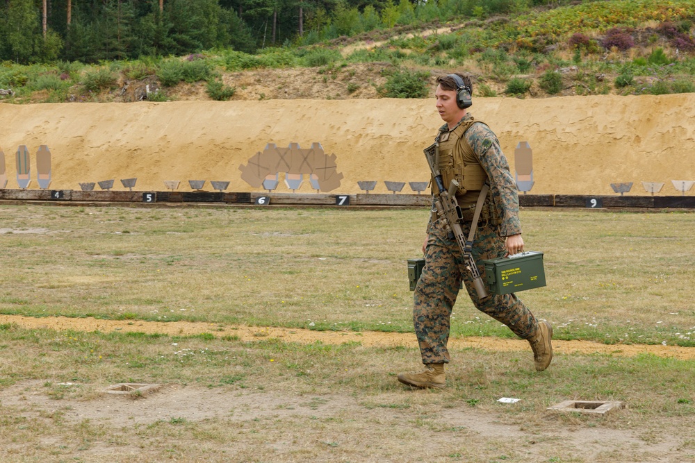 MCST Shoots With Royal Marines