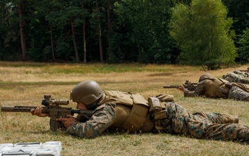 MCST Shoots With Royal Marines
