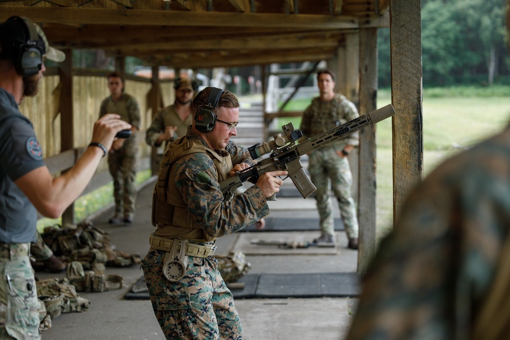 MCST Shoots With Royal Marines