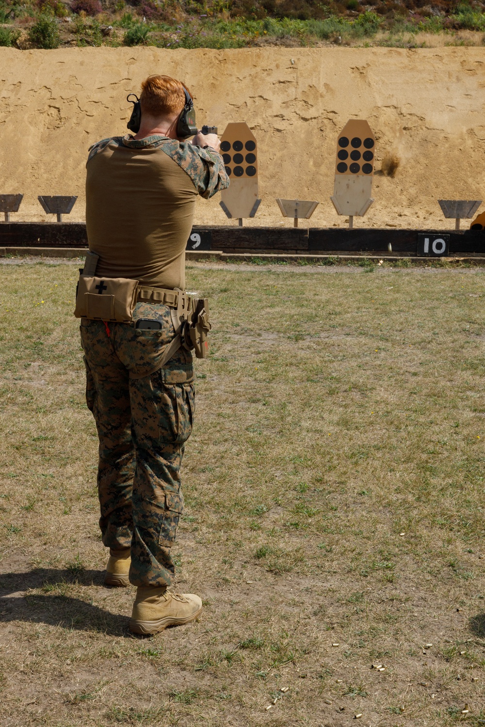 MCST Shoots With Royal Marines