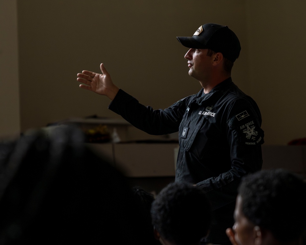 Inspiring the Next Generation: F-22 Team Connects with Milwaukee Youth