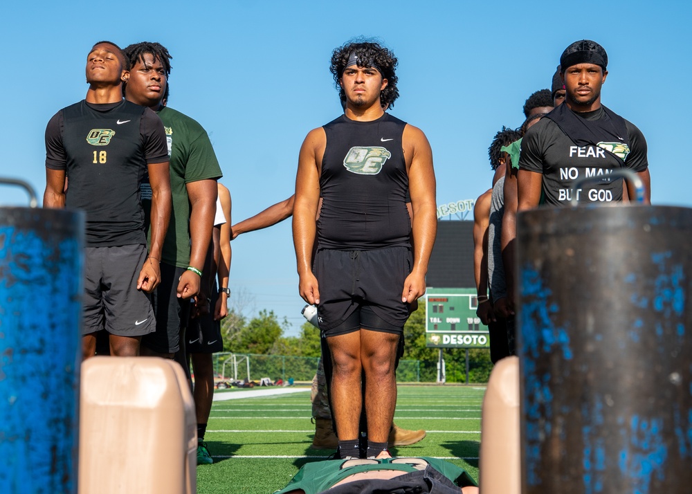 III Armored Corps Soldiers provide DeSoto High School students with an Army basic combat training experience