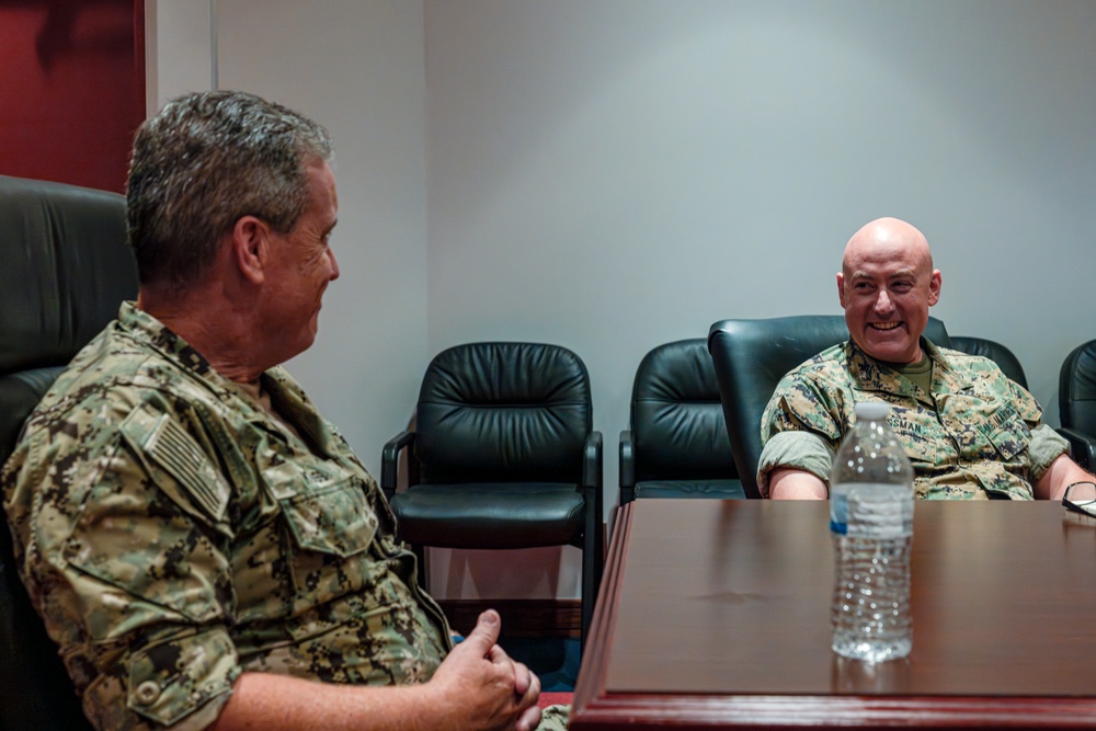 Commander of Fleet Readiness Center visits MCAS Iwakuni