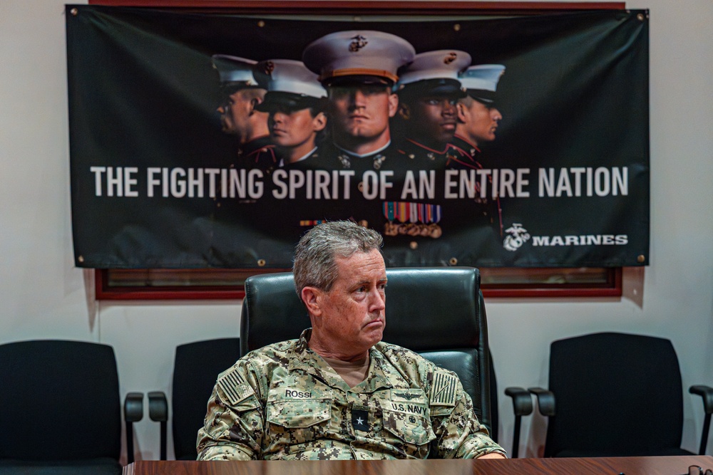 Commander of Fleet Readiness Center visits MCAS Iwakuni