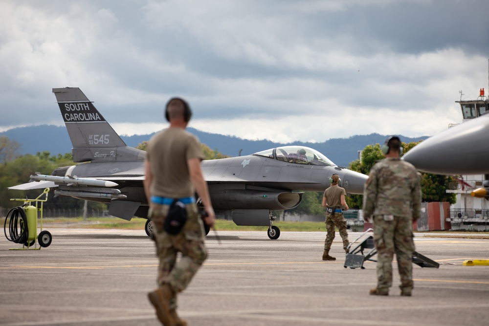 169th Fighter Wing takes flight during Relámpago de los Andes