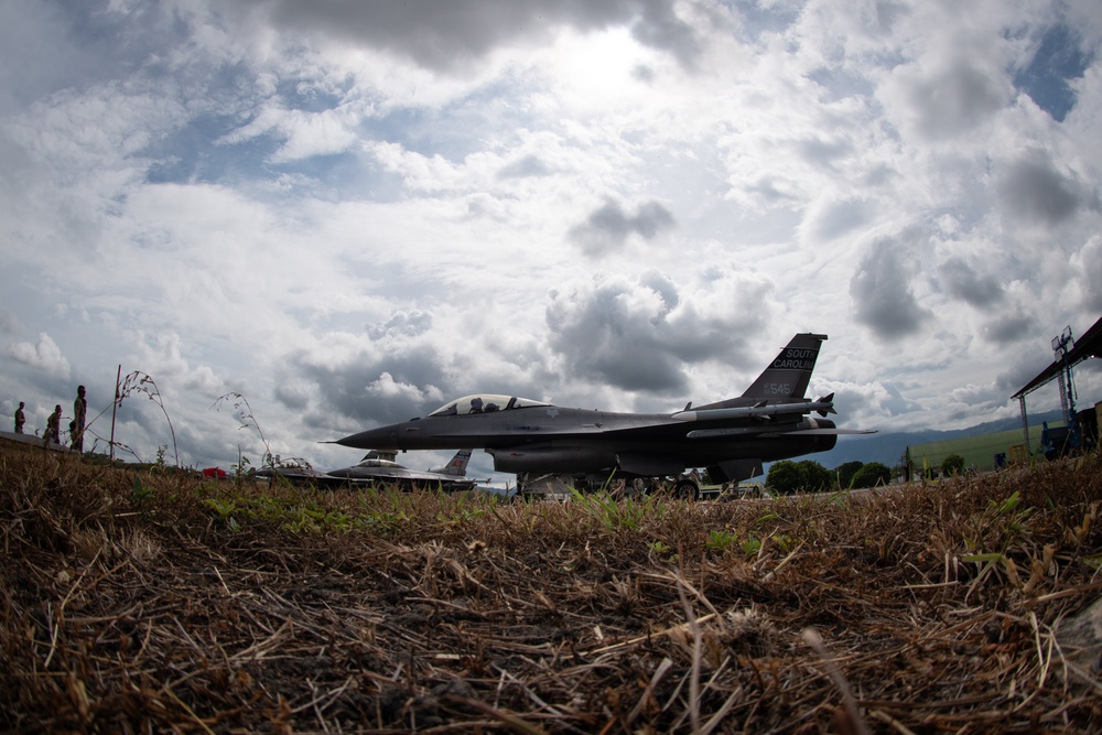 169th Fighter Wing takes flight during Relámpago de los Andes