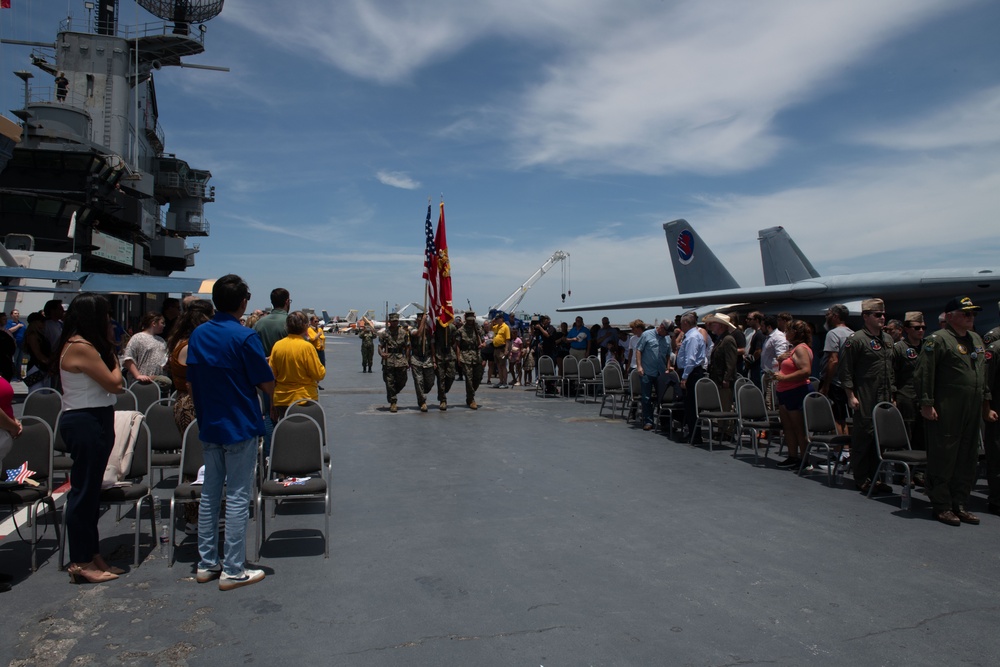 TH-57 Lands on USS Lexington Museum on the Bay