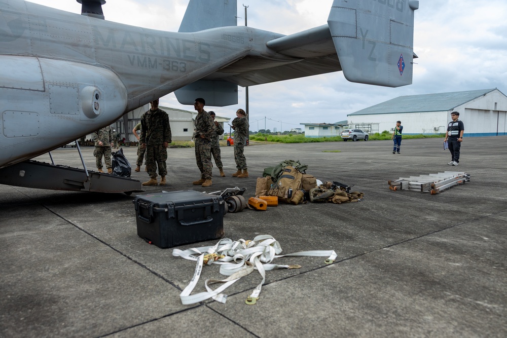 MRF-D assists with urgent lifesaving support to the Philippines