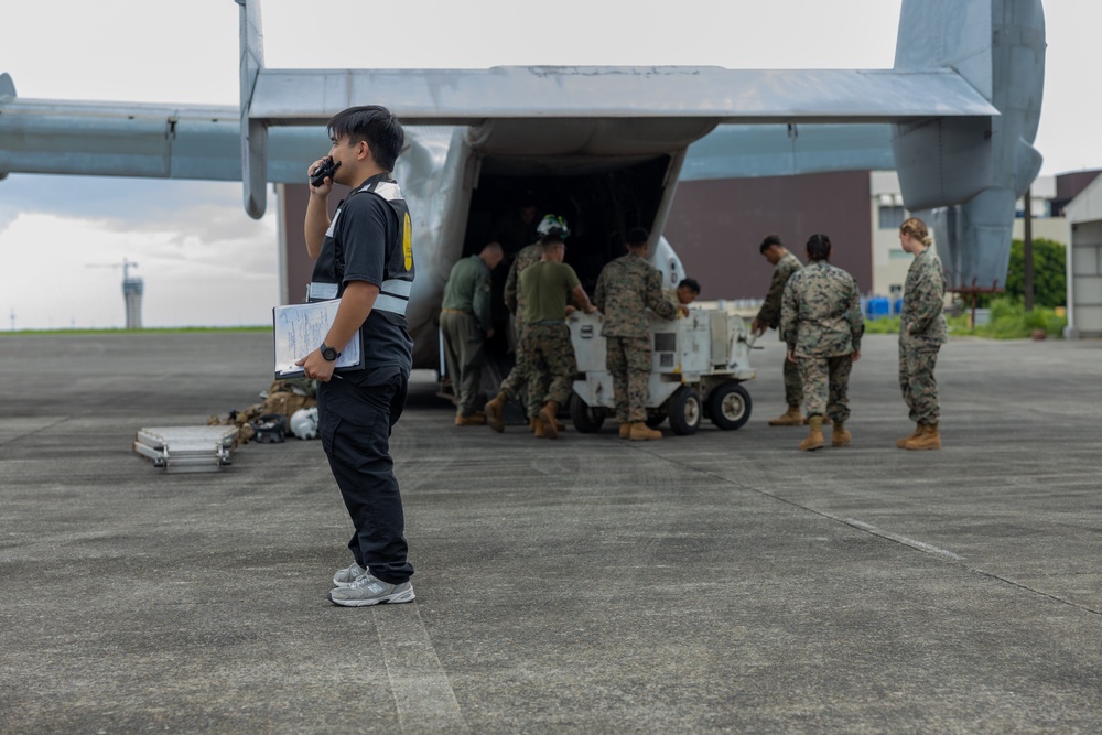 MRF-D assists with urgent lifesaving support to the Philippines