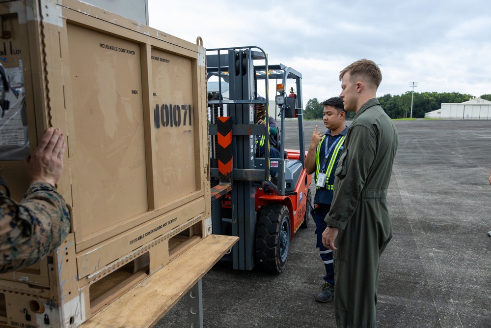 MRF-D assists with urgent lifesaving support to the Philippines
