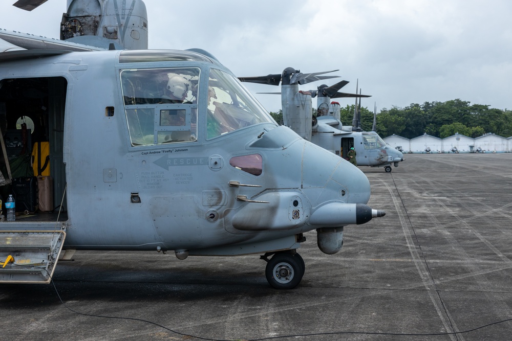 MRF-D assists with urgent lifesaving support to the Philippines