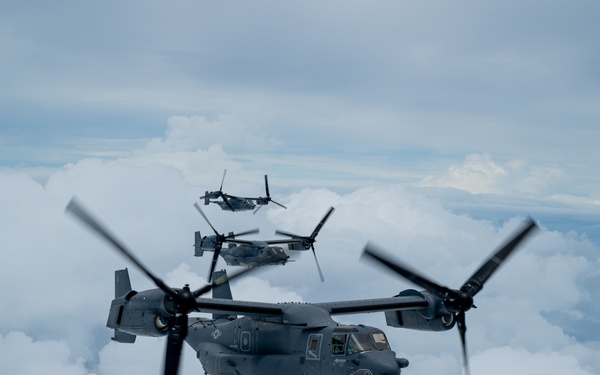 Ospreys transit to Philippines to provide urgent lifesaving support following catastrophic storms