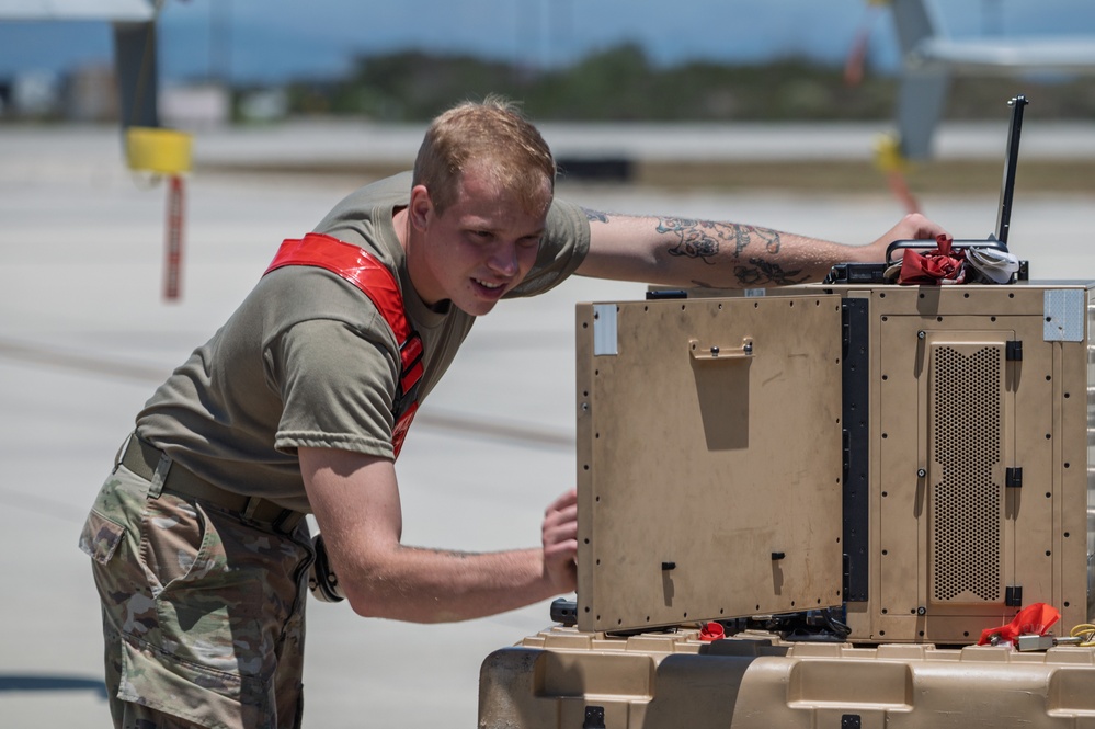 Exercise Zia Sunbird: Air Force and Navy operate MQ-9 Reapers at agile combat employment from Point Mugu