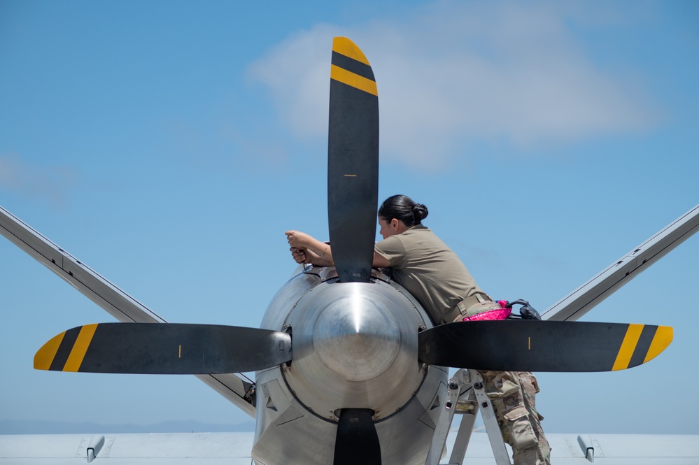 Exercise Zia Sunbird: Air Force and Navy operate MQ-9 Reapers at agile combat employment from Point Mugu