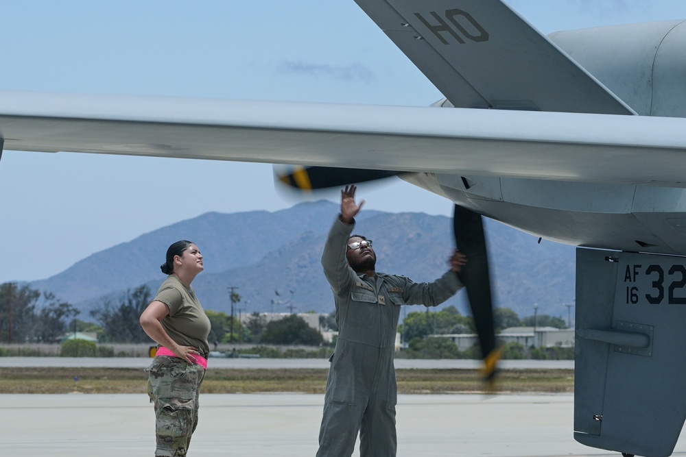 Exercise Zia Sunbird: Air Force and Navy operate MQ-9 Reapers at agile combat employment from Point Mugu