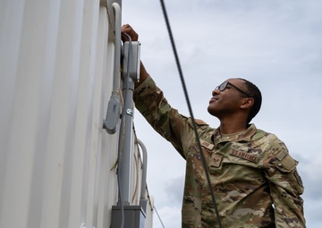 Intelligence experts keep US, Allies informed during DLE 2025