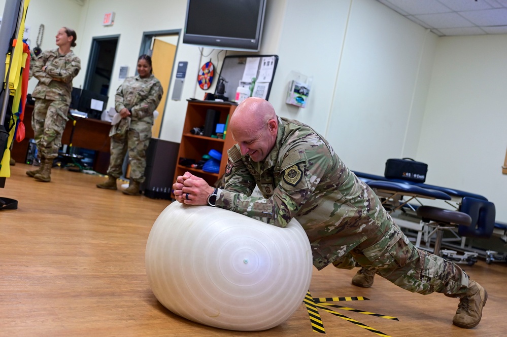 Seventh Air Force command chief visits the Wolf Pack