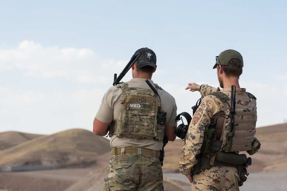 Estonian Defence Forces Conduct Close Air Support Live Fire Exercise