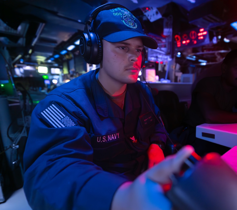 Cole Conducts Routine Operations in the Caribbean Sea