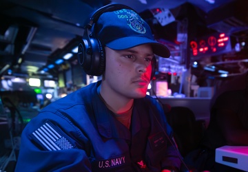 Cole Conducts Routine Operations in the Caribbean Sea