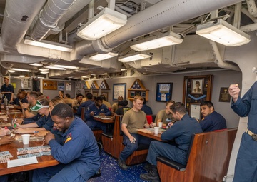 Cole's MWR Holds Bingo Night