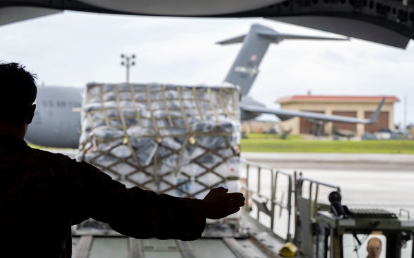 U.S. and RAF Aeromedical Evacuation teams partner for DLE 2025