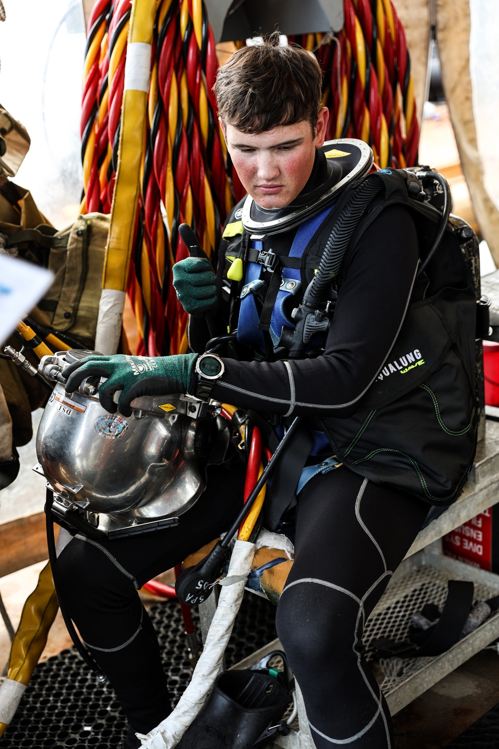 Navy Divers Repair USS Iwo Jima