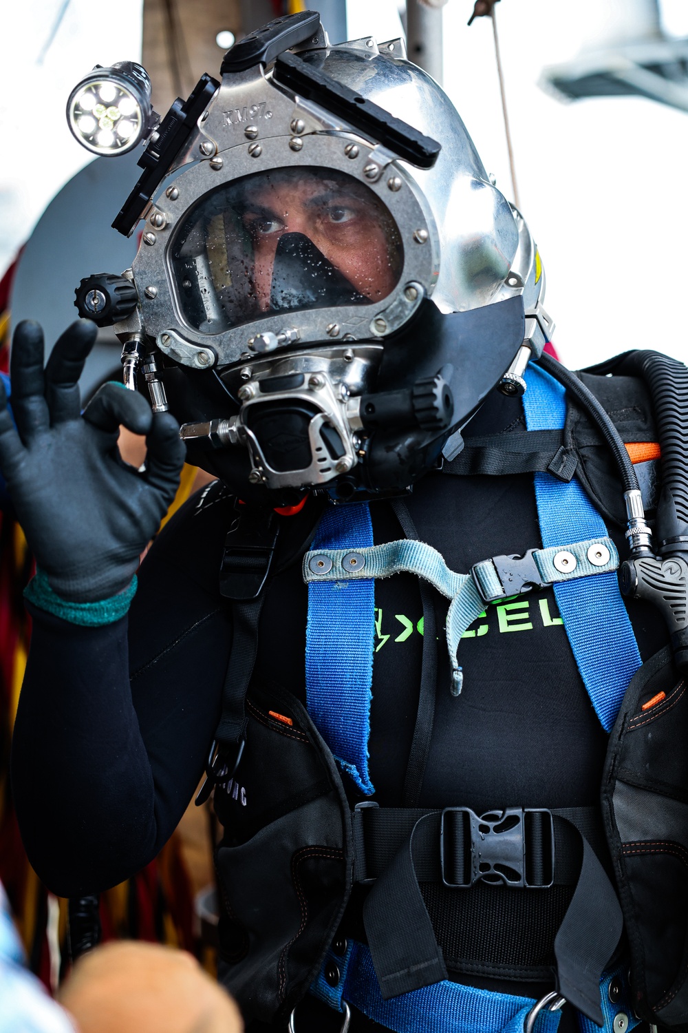 Navy Divers Repair USS Iwo Jima