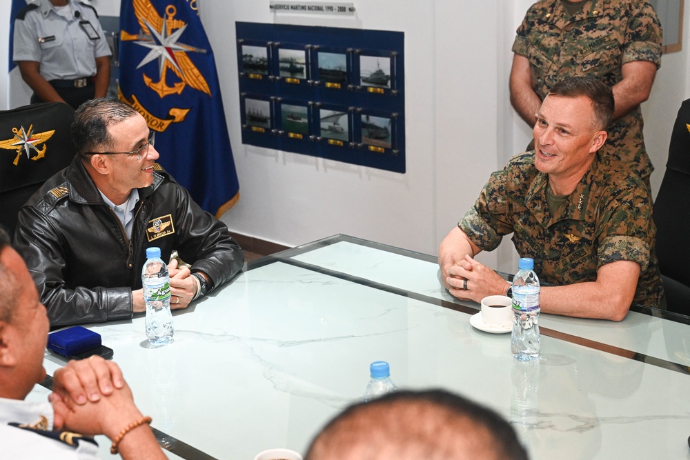 USMC Lt. Gen. Leonard F. Anderson IV, MARFORSOUTH Commander, visits Panama
