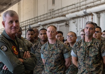 Deputy Commandant for Aviation visits 3rd Marine Aircraft Wing