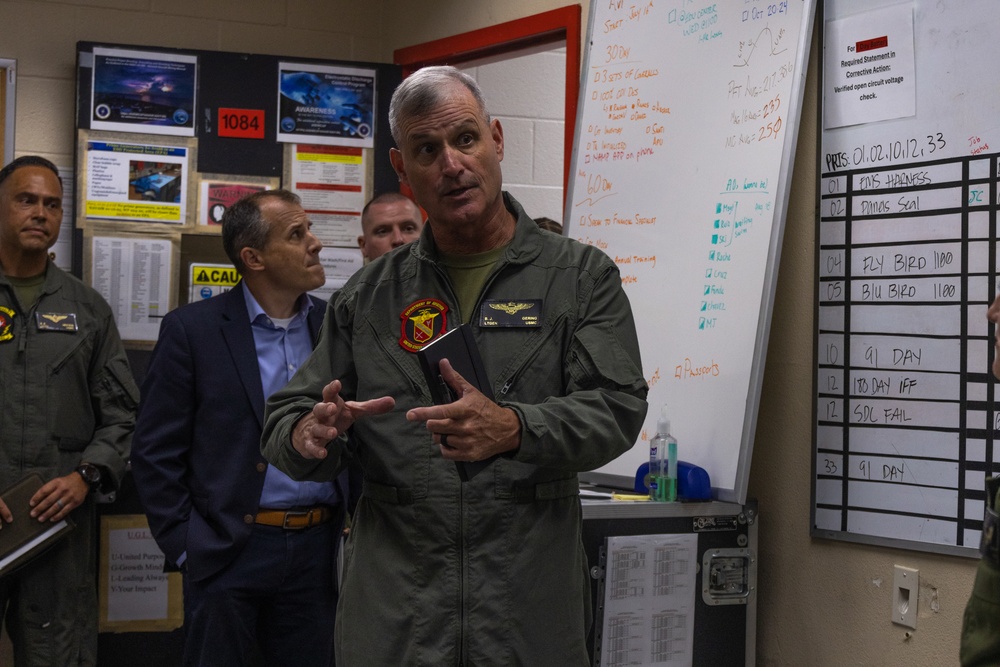 Deputy Commandant for Aviation visits 3rd Marine Aircraft Wing