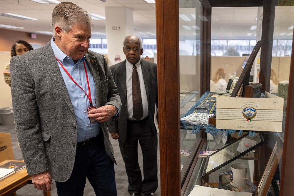 CASA Soderstrom visits USAFMCOM