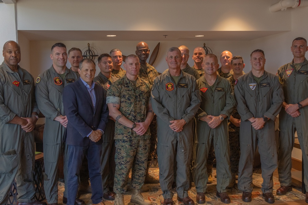 Deputy Commandant for Aviation visits 3rd Marine Aircraft Wing
