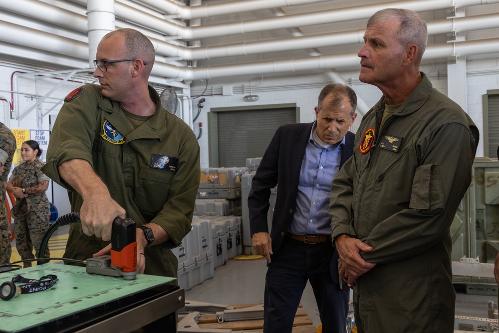 Deputy Commandant for Aviation visits 3rd Marine Aircraft Wing