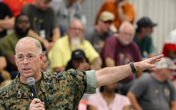 Marine Depot Maintenance Command holds change of command ceremony