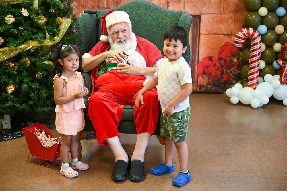 Holiday spirit comes to Fort Hood midyear with Santa's Workshop