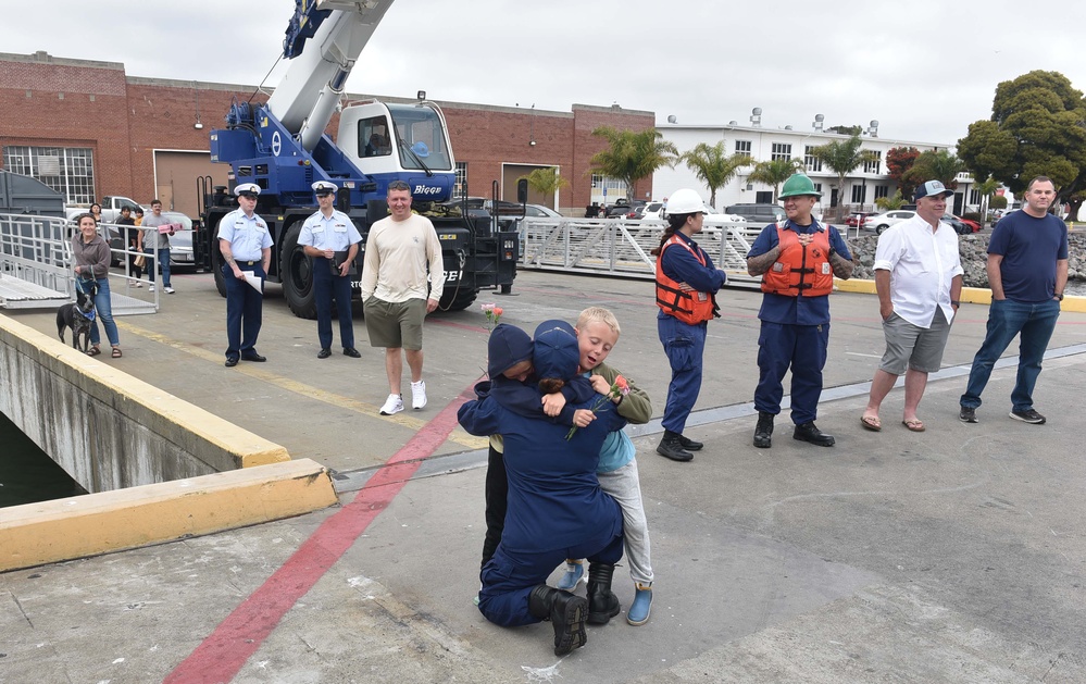 Coast Guard Cutter Stratton returns home following 134-day Western Pacific patrol