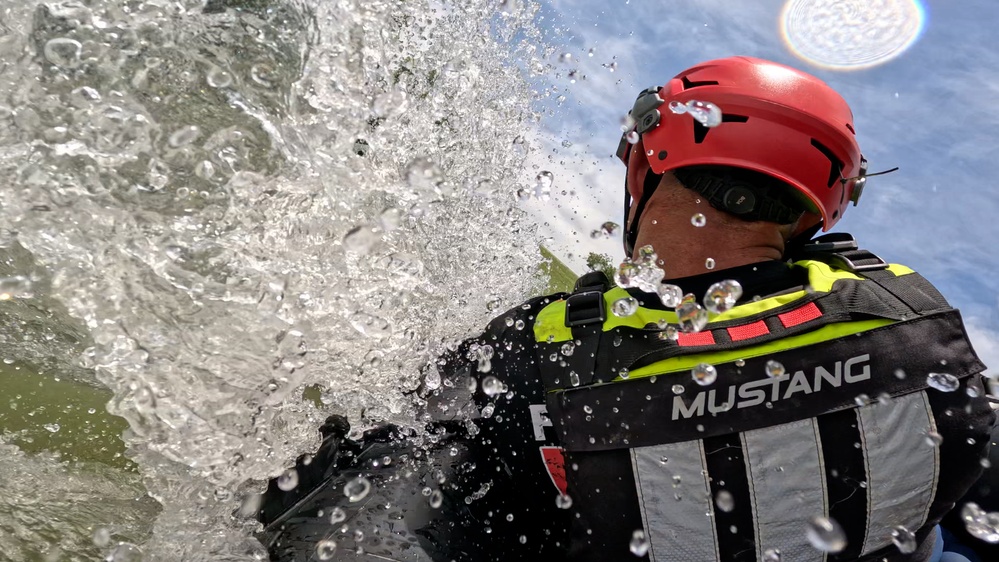 Fort Hoods leads swift water rescue training with Killeen firefighters