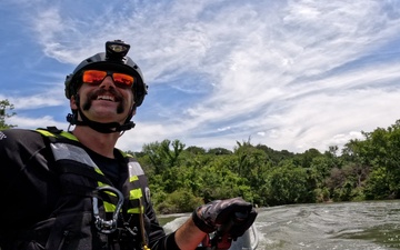 Fort Hoods leads swift water rescue training with Killeen firefighters