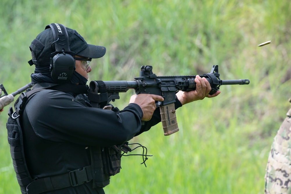 822nd Base Defense Squadron trains with Panamanian National Police