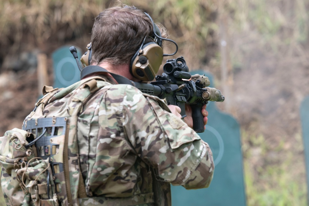 822nd Base Defense Squadron trains with Panamanian National Police