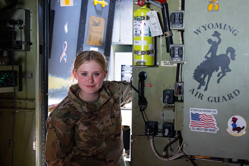 Inspiration goes both ways as Wyoming National Guard hosts JROTC summer camp