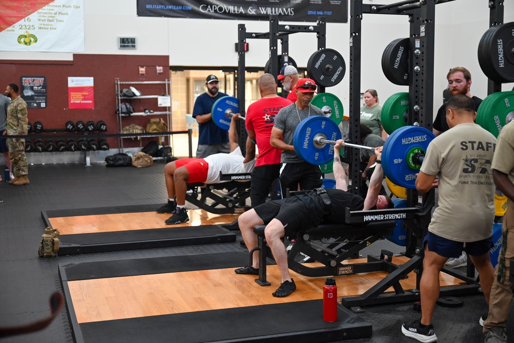 Weight lifting competition tests limits of Soldiers