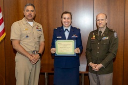 Walter Reed Researchers Shine in Navy Research Competitions