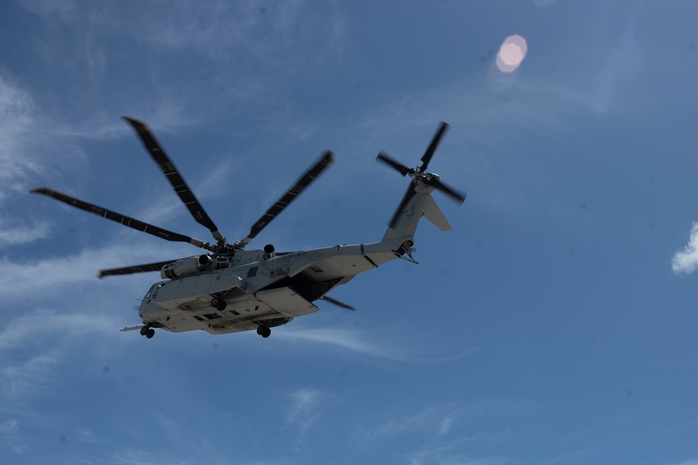 U.S. Marines with 2nd DSB execute external lifts with a JLTV