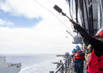 Makin Island Fueling at Sea
