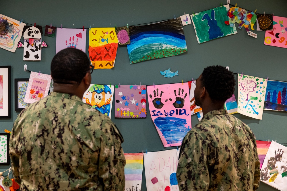 Sailors help clean and sanitize Ronald McDonald House during Seattle Fleet Week 2025