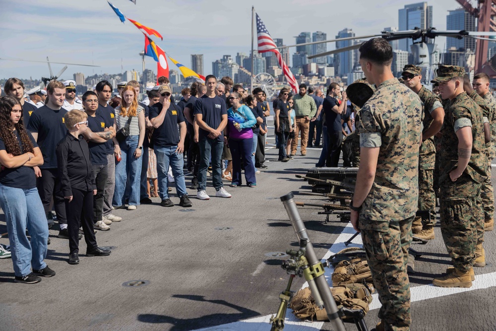 Marines Conduct Static Displays at Seattle Fleet Week
