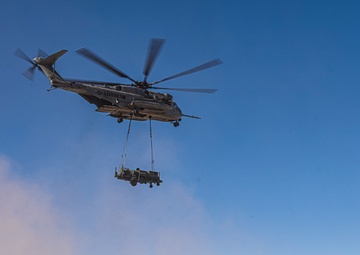 SLTE 4-25: Combat Logistics Battalion-8 Conducts MRADR Airlift