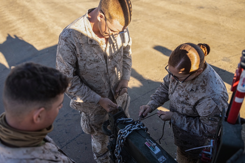 SLTE 4-25: Combat Logistics Battalion-8 Conducts MRADR Airlift
